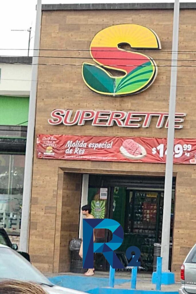 Mi vieja no es así y si lo es me encuero.